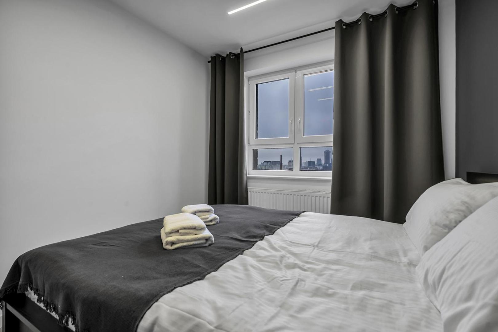 12Th Floor Wola Modern Apartment Варшава Экстерьер фото
